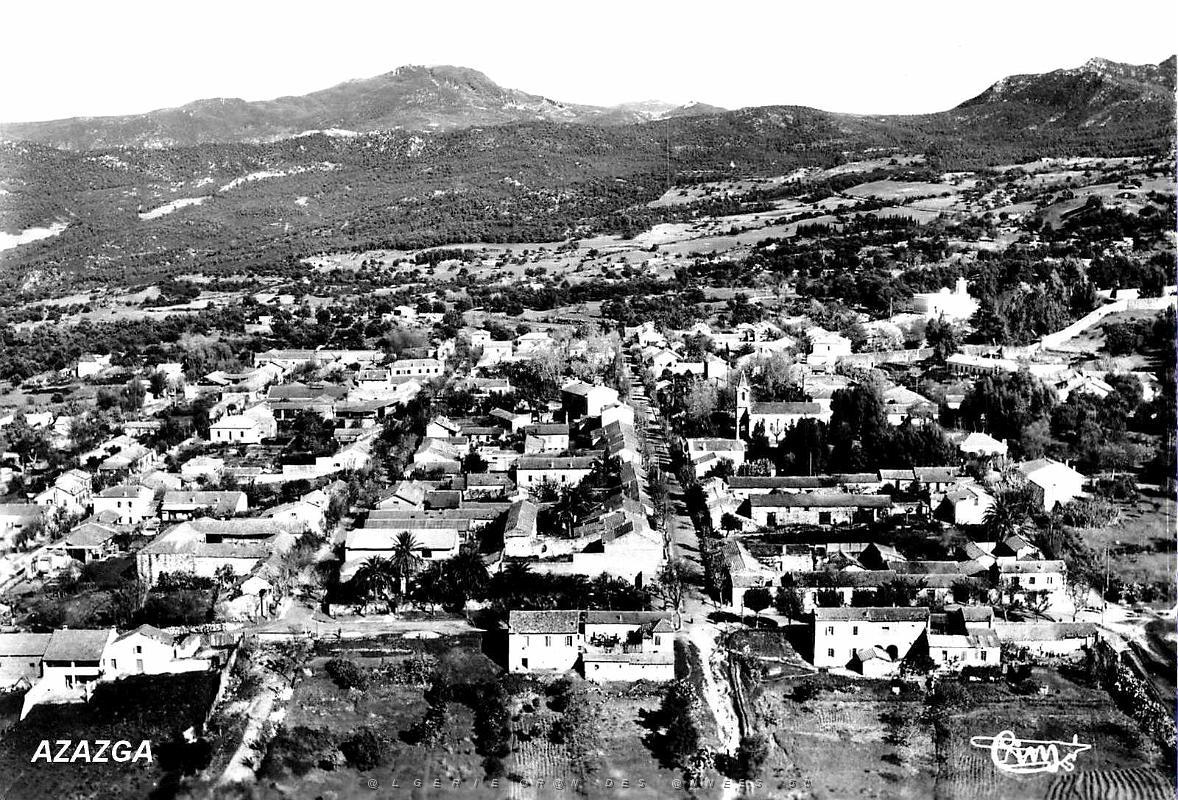 Azazga - Vue aerienne.jpg